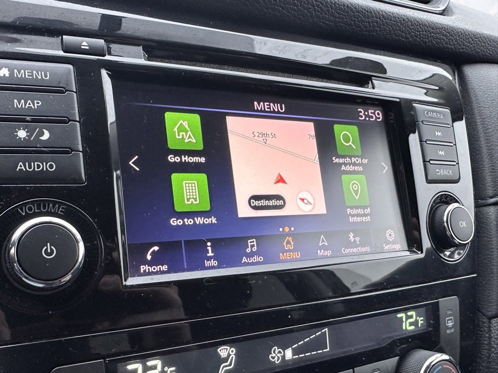 Used 2018 Nissan Rogue SV w/ Premium Package image 30