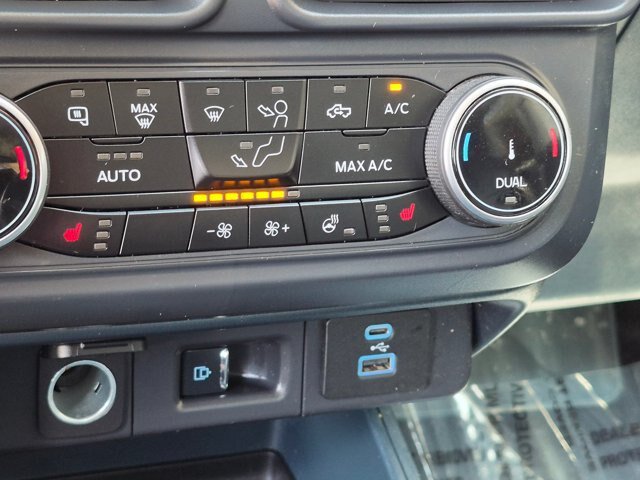 Certified 2024 Ford Maverick Lariat w/ Black Appearance Package FWD image 21