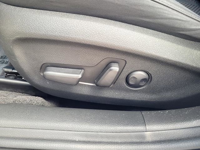 Used 2019 Hyundai Sonata SEL w/ Tech Package 02 FWD image 11