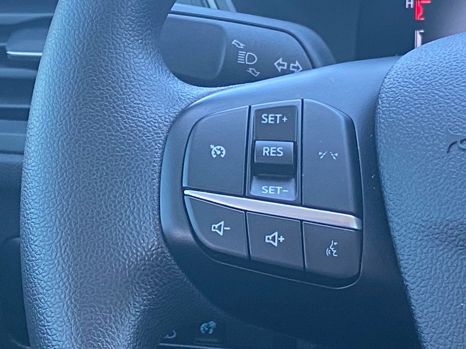 Certified 2023 Ford Escape Base image 8