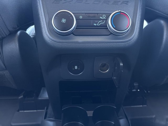 Certified 2025 Ford Explorer Active image 18