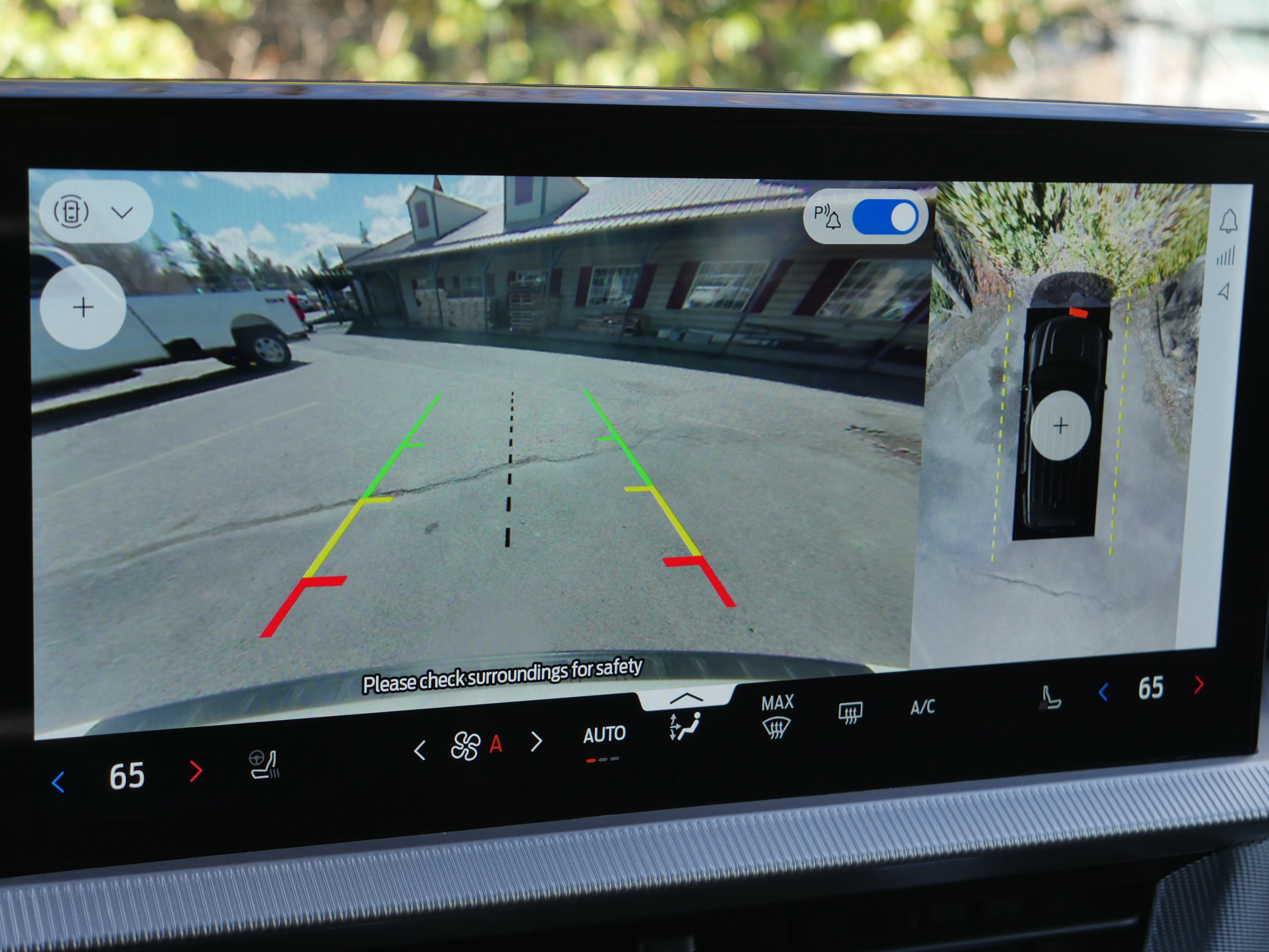 Certified 2025 Ford Explorer ST image 24