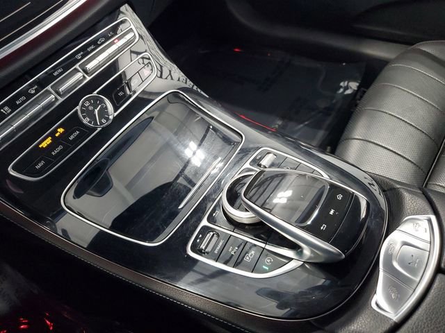 Used 2018 Mercedes-Benz E 400 4MATIC Cabriolet image 19