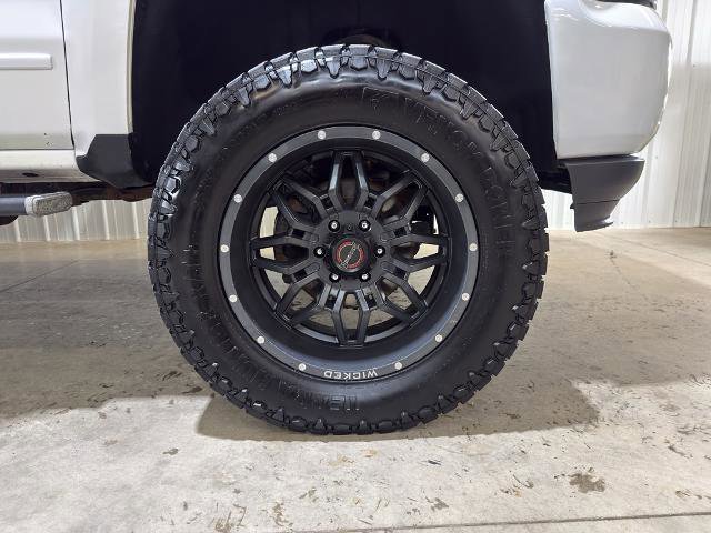 Used 2018 Chevrolet Silverado 1500 LT w/ All Star Edition image 23