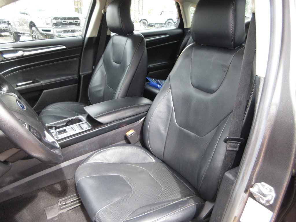 Certified 2018 Ford Fusion Energi Titanium FWD image 12