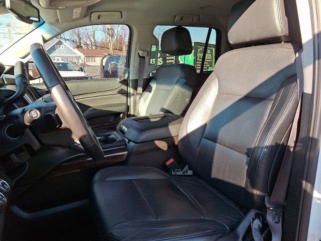 Used 2017 GMC Yukon SLE w/ SLE Value Package image 12