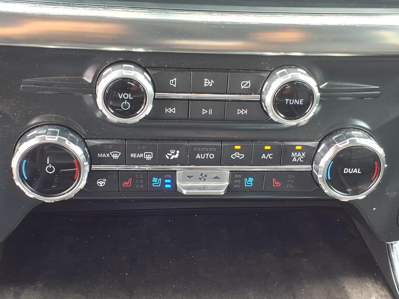 Certified 2022 Ford F150 Lariat w/ Equipment Group 502A High AWD/4WD image 22