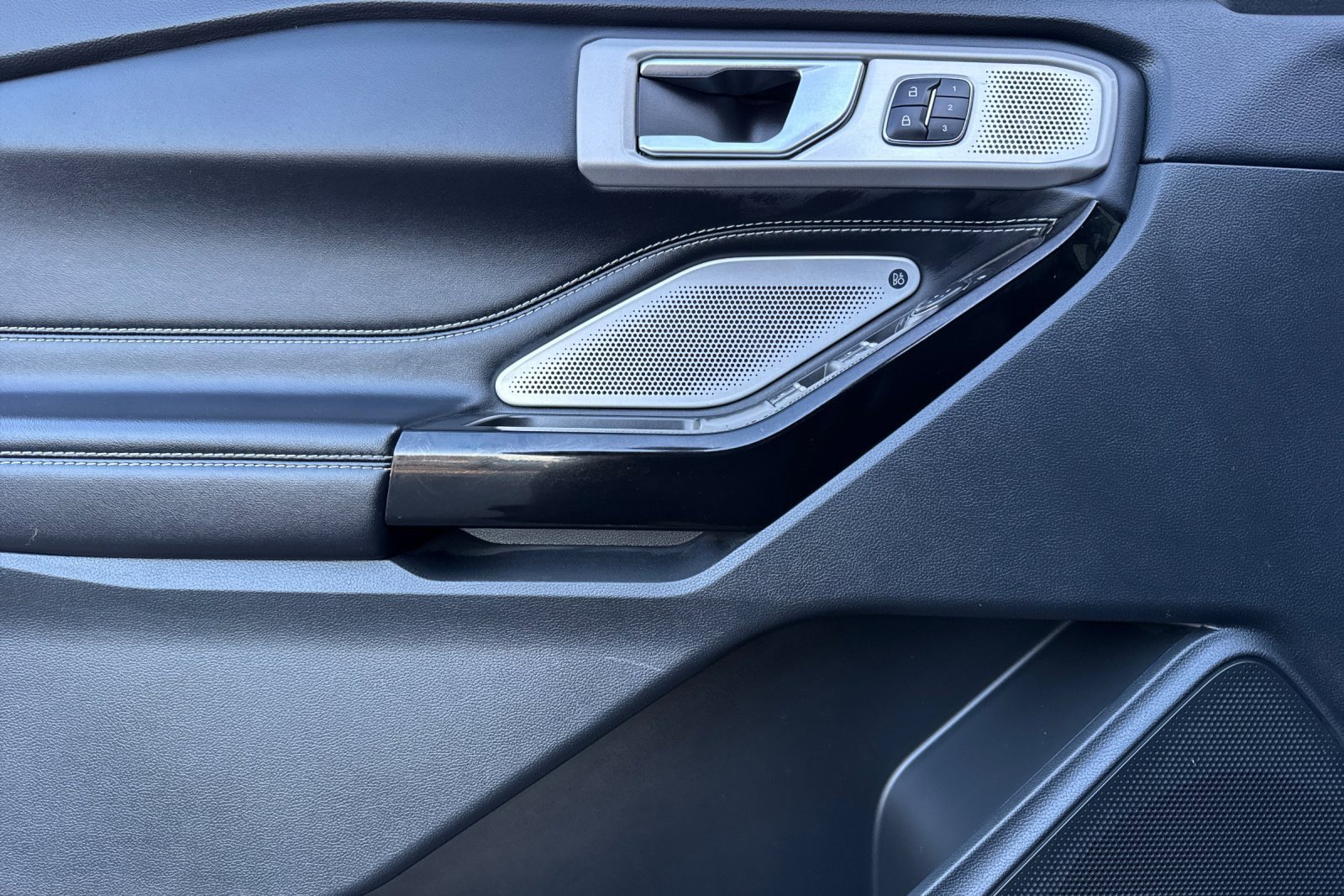 Certified 2022 Ford Explorer ST w/ Equipment Group 401A image 11