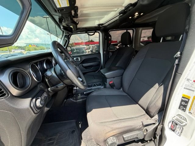 Used 2022 Jeep Wrangler Unlimited Sport AWD/4WD image 8