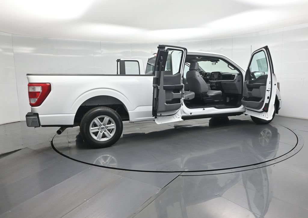 Certified 2023 Ford F150 XL w/ Trailer Tow Package RWD image 4