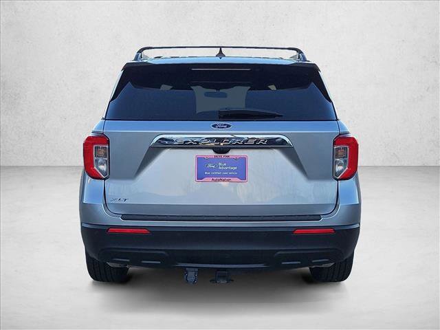 Certified 2023 Ford Explorer XLT image 4