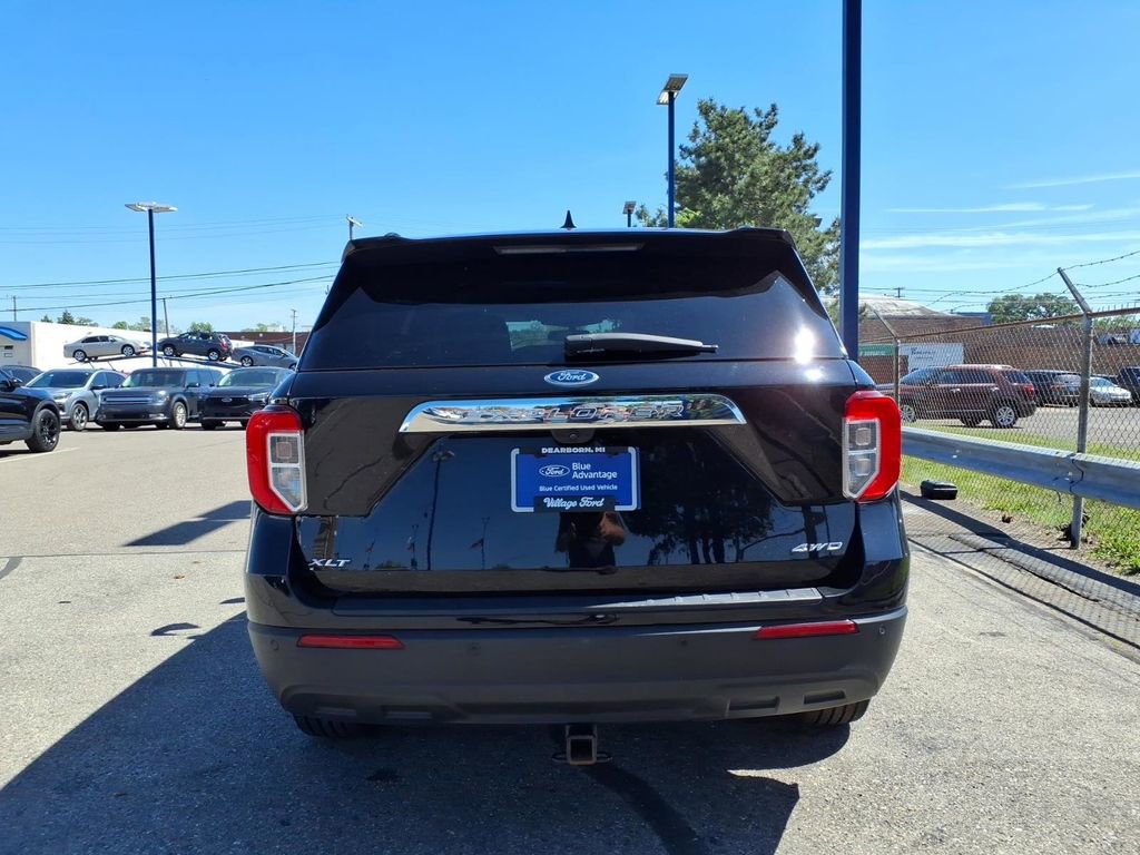 Certified 2023 Ford Explorer XLT AWD/4WD image 6