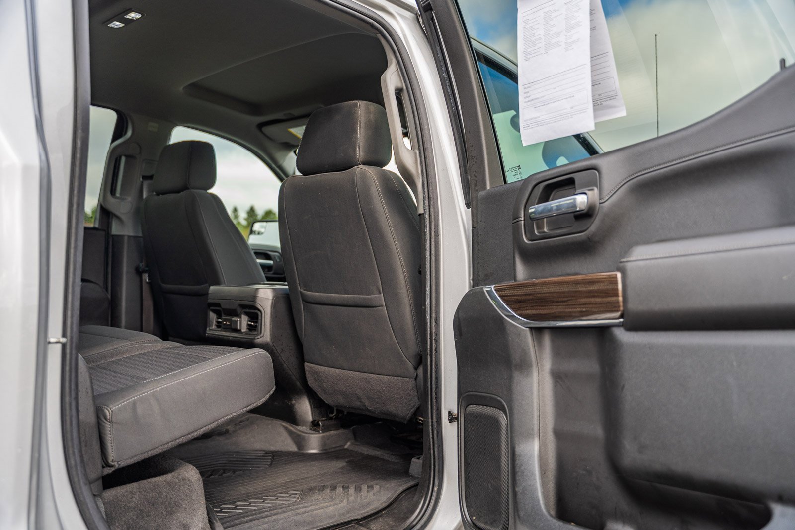 Used 2021 Chevrolet Silverado 1500 LT Trail Boss w/ Convenience Package II image 14