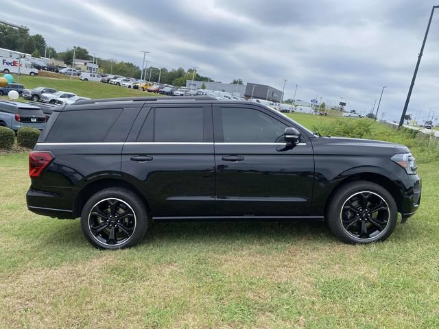 Certified 2024 Ford Expedition Limited AWD/4WD image 8
