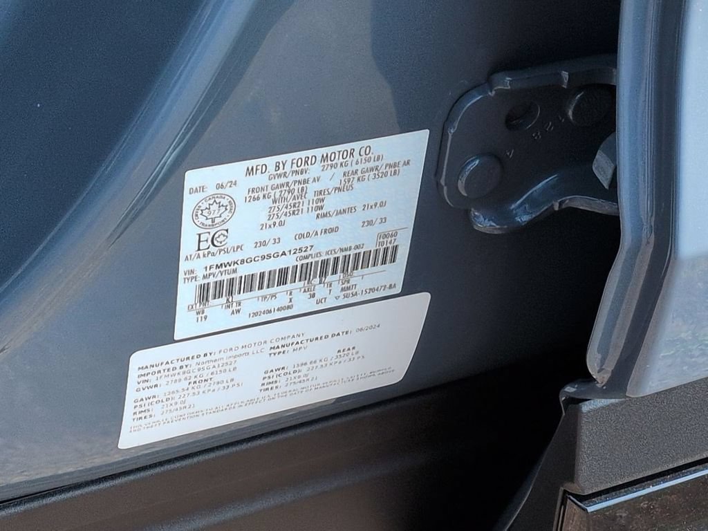 Certified 2025 Ford Explorer ST AWD/4WD image 35