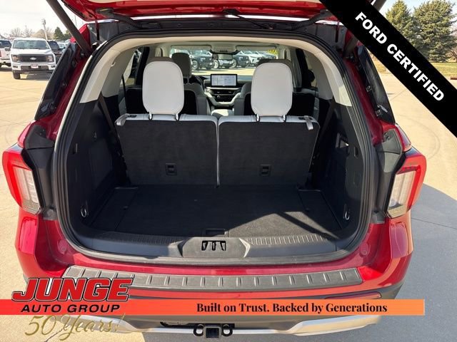 Certified 2025 Ford Explorer Platinum w/ LUX Leather Package image 21