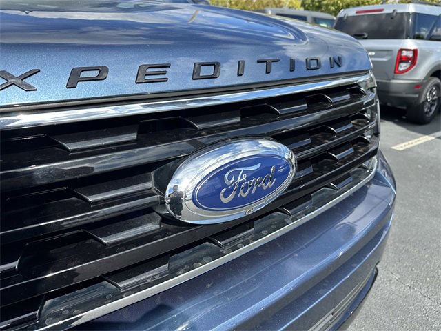 Certified 2019 Ford Expedition Limited w/ Equipment Group 303A image 12