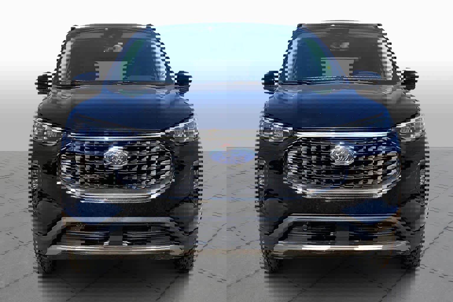 Certified 2025 Ford Escape Platinum image 6