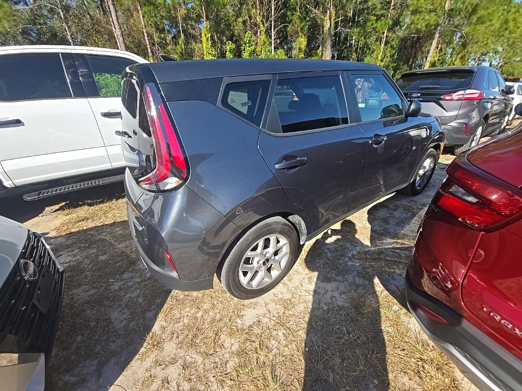 Used 2024 Kia Soul LX w/ Option Group 015 image 6