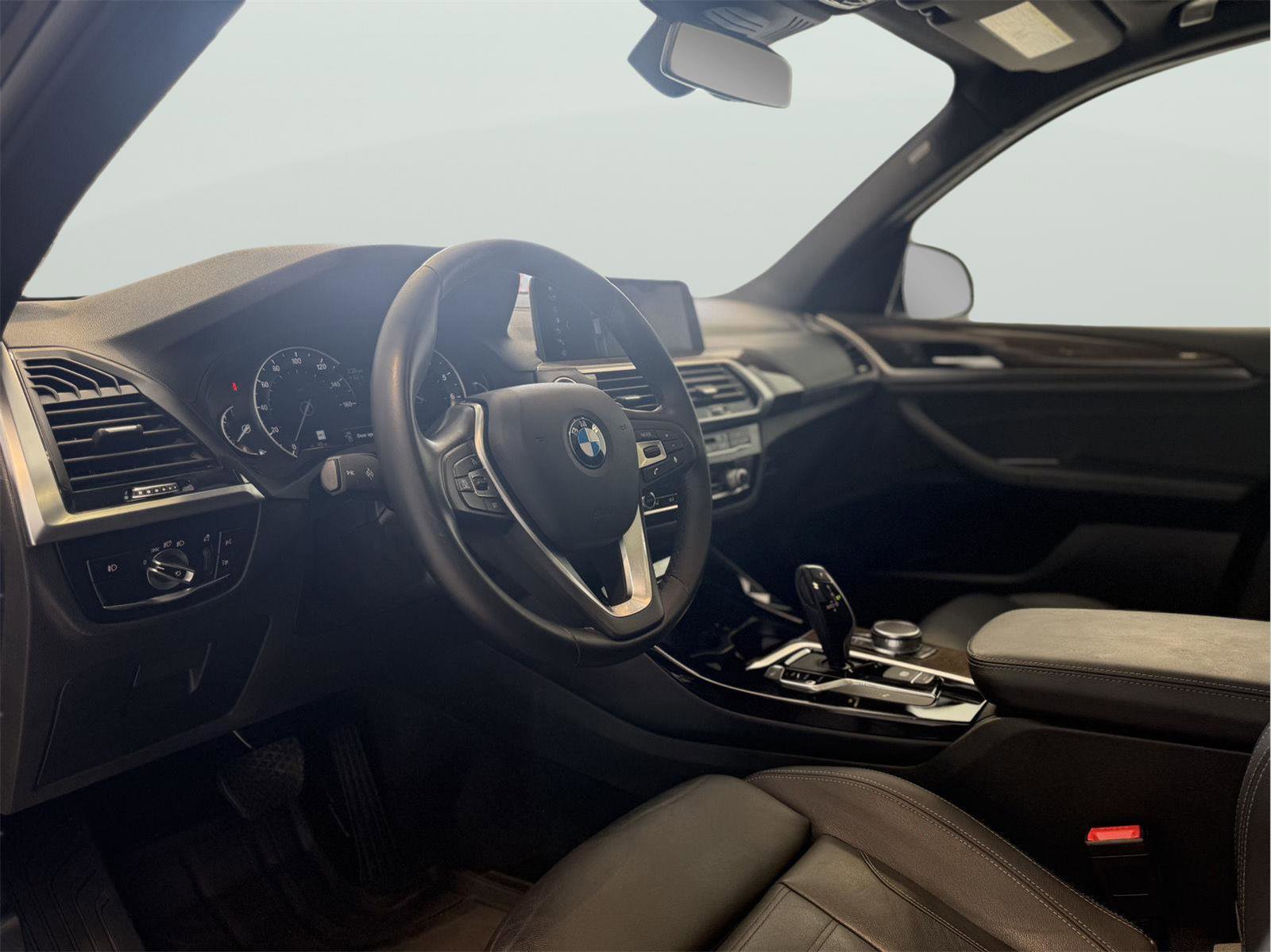 Used 2019 BMW X3 sDrive30i w/ Driving Assistance Package image 10