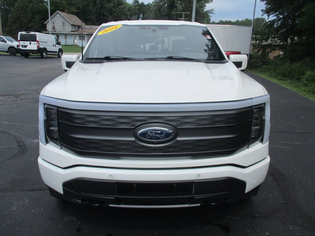 Certified 2022 Ford F150 Lightning Lariat AWD/4WD image 5