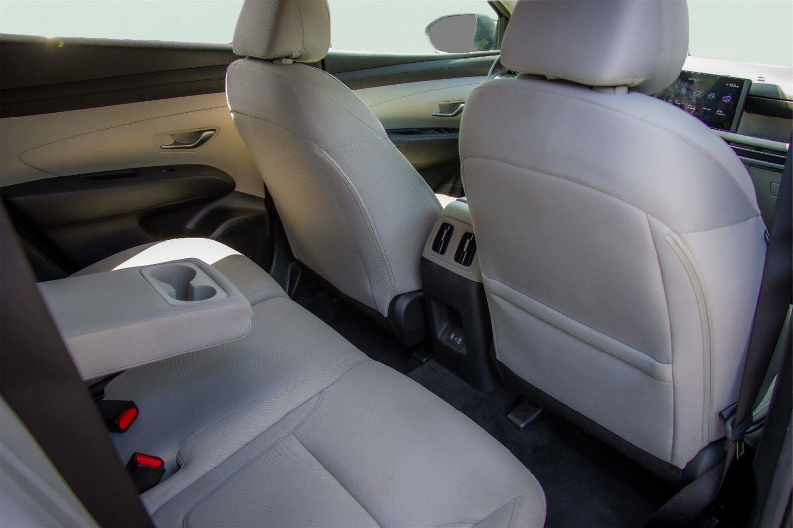 Used 2025 Hyundai Tucson SEL AWD/4WD image 10