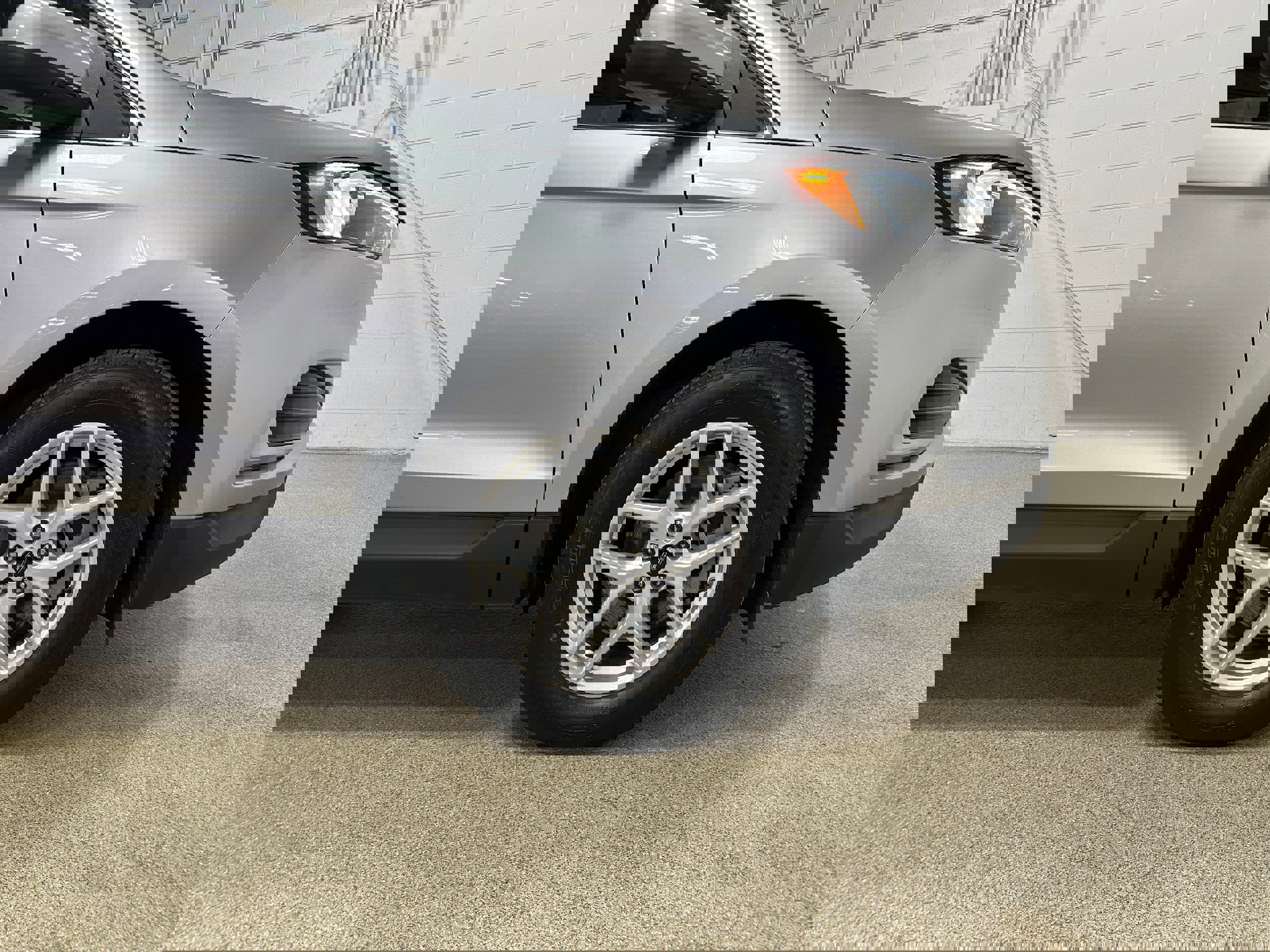 Certified 2024 Ford Edge SEL image 30