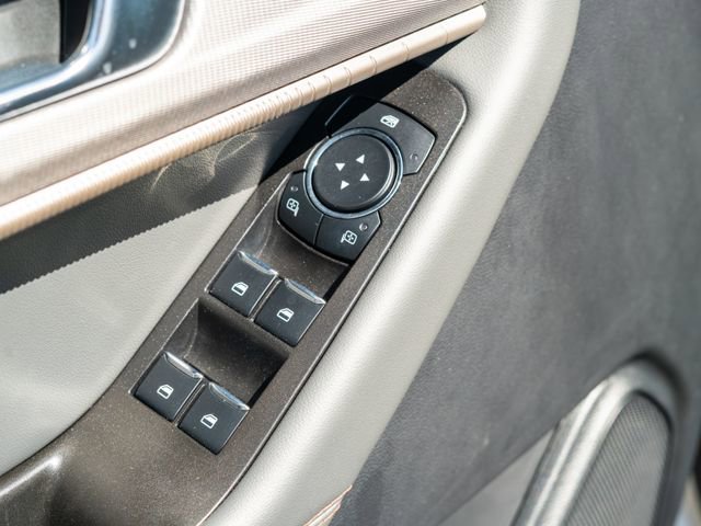 Certified 2025 Ford Explorer Active AWD/4WD image 22
