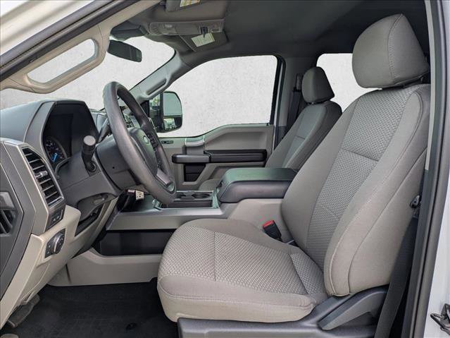 Certified 2022 Ford F450 XLT w/ XLT Premium Package image 16