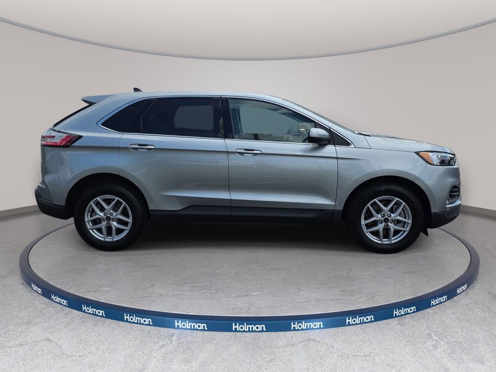 Certified 2023 Ford Edge SEL w/ Convenience Package AWD/4WD image 4