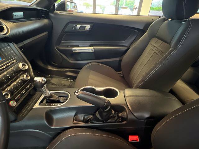 Certified 2018 Ford Mustang Coupe RWD image 28