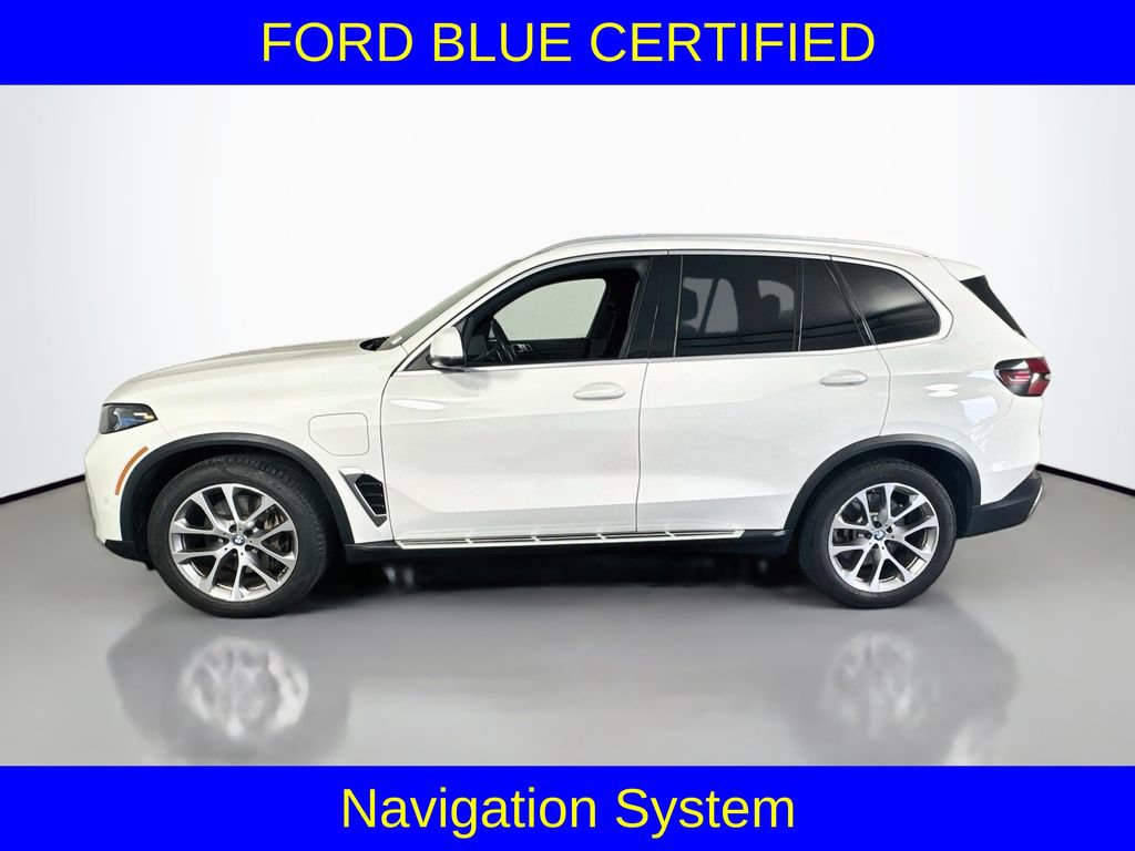 Used 2025 BMW X5 xDrive50e AWD/4WD image 11
