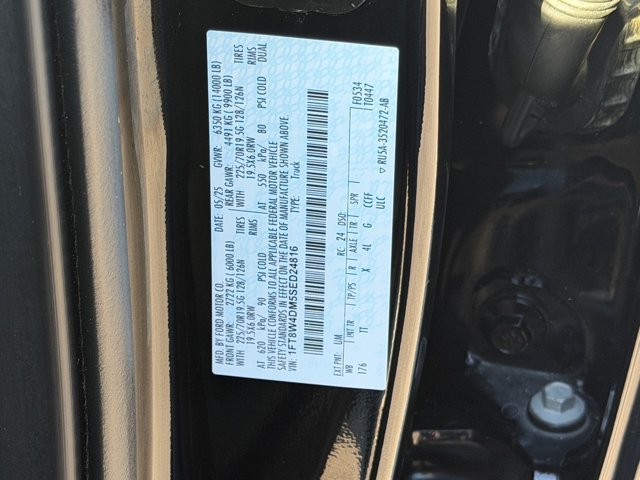Certified 2025 Ford F450 Platinum w/ Platinum Plus Package AWD/4WD image 27