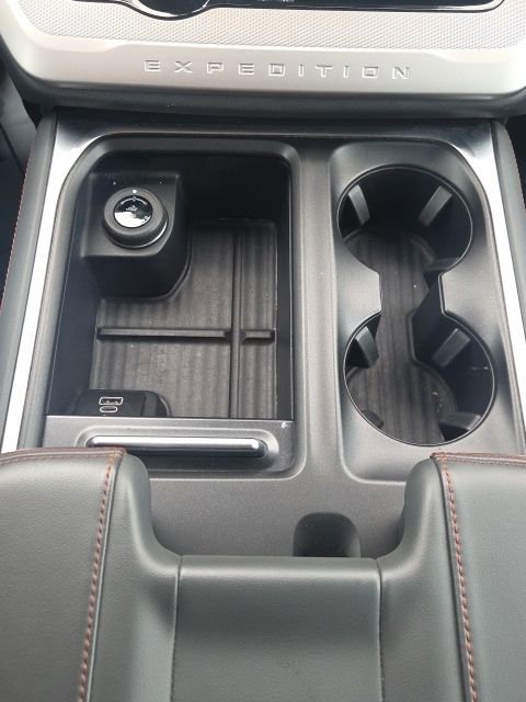 Certified 2025 Ford Expedition Active AWD/4WD image 35