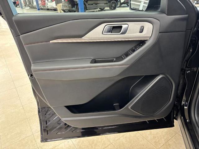 Certified 2025 Ford Explorer Active image 10