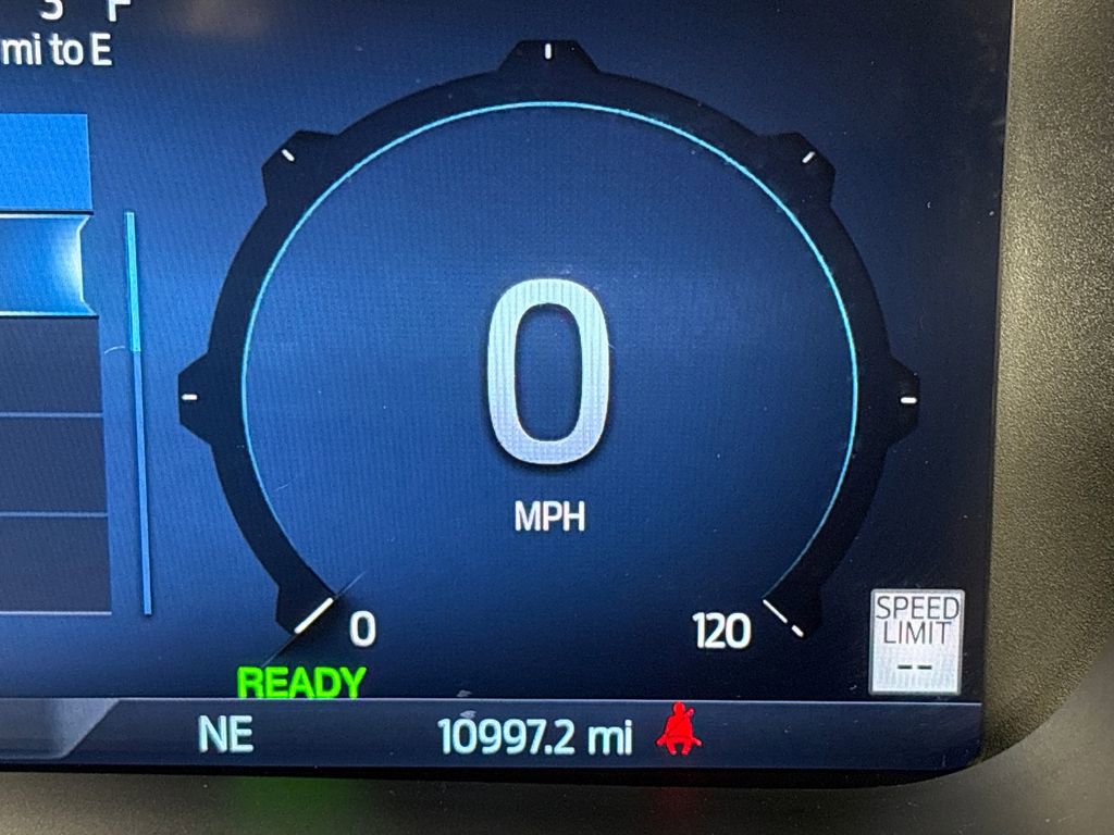 Certified 2025 Ford F150 Platinum w/ Equipment Group 702A High AWD/4WD image 23