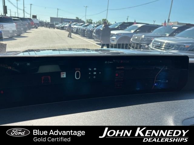 Certified 2025 Ford Expedition Active AWD/4WD image 24