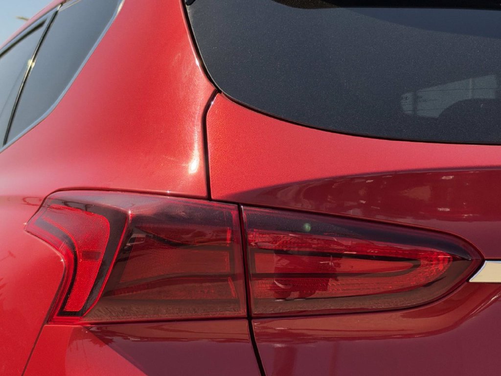 Used 2019 Hyundai Santa Fe SEL FWD image 8