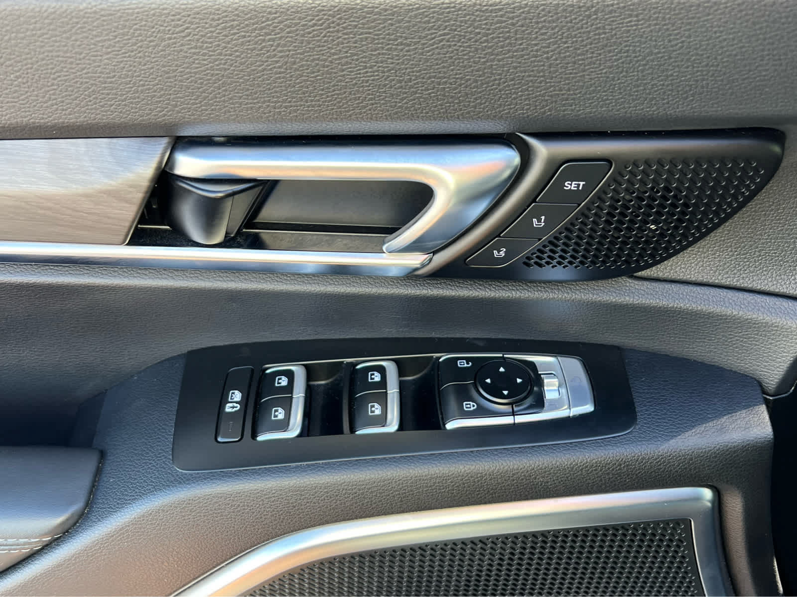 Used 2024 Kia Telluride SX Prestige X-Pro AWD/4WD image 32