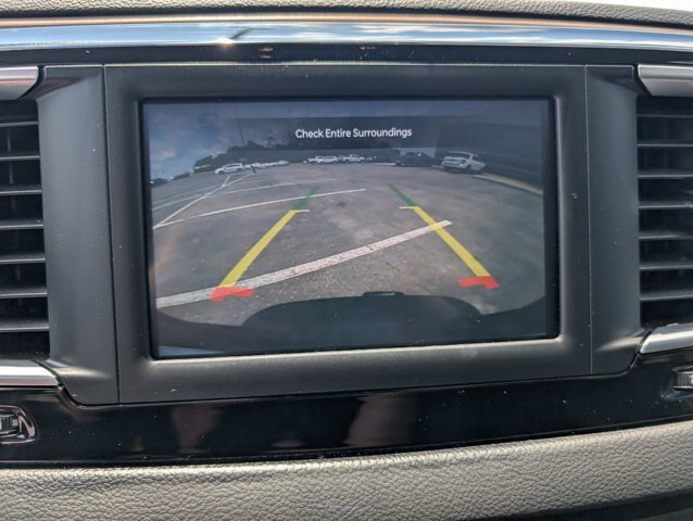 Used 2024 Chrysler Voyager LX FWD image 13