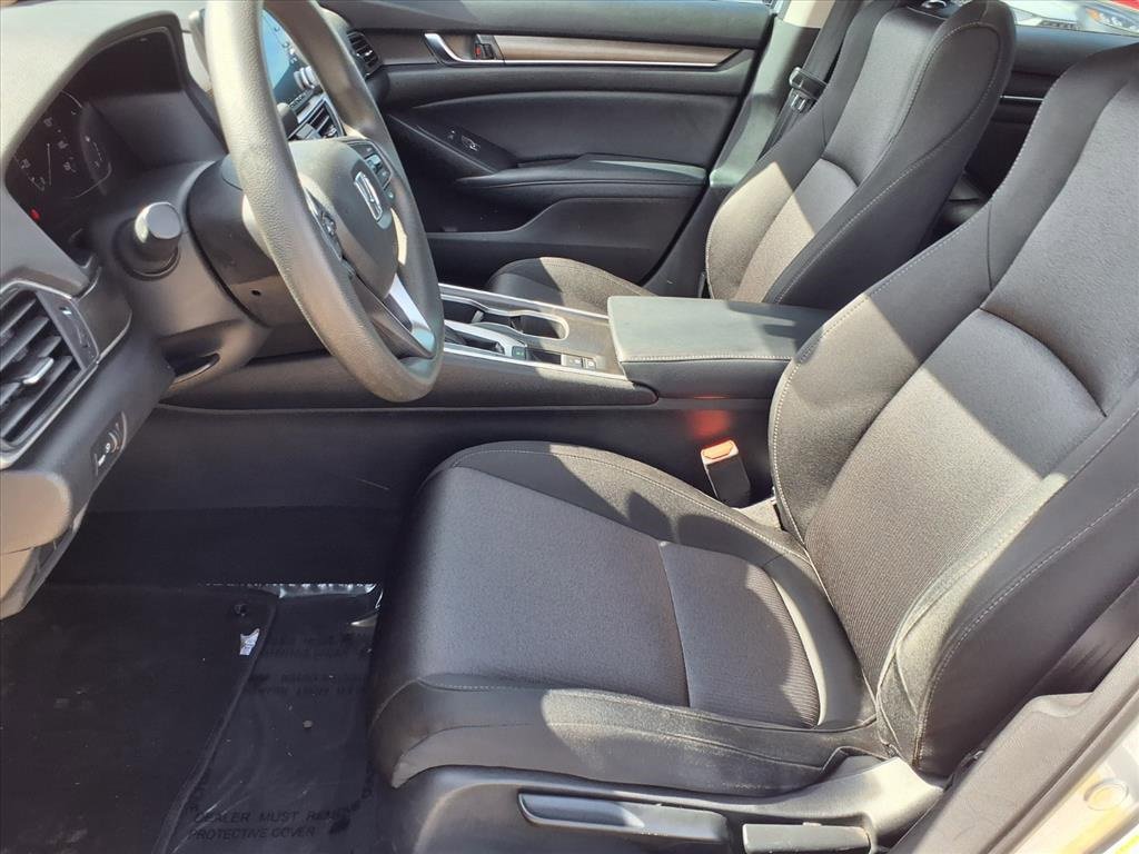 Used 2018 Honda Accord LX image 24