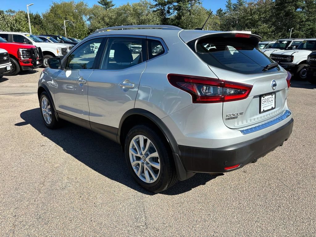 Used 2021 Nissan Rogue Sport SV AWD/4WD image 5