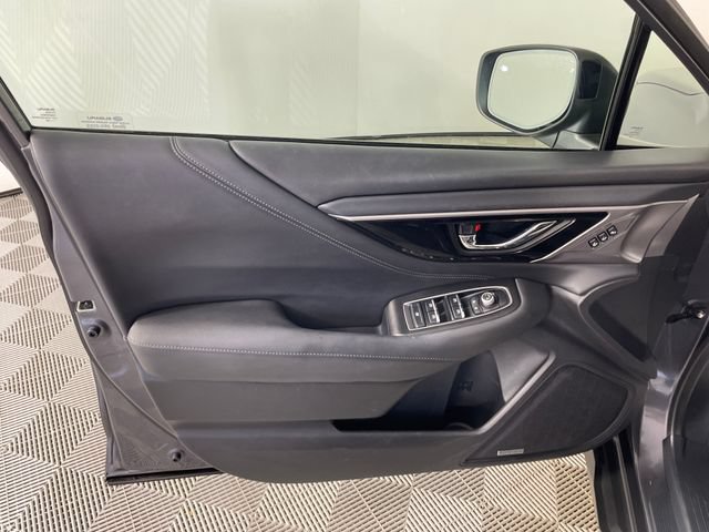 Used 2020 Subaru Outback Limited AWD/4WD image 14