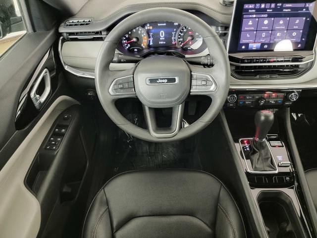 Used 2024 Jeep Compass Limited AWD/4WD image 25