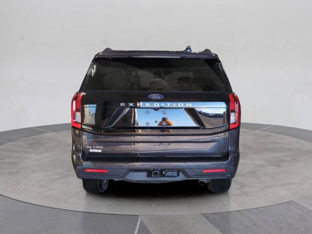 Certified 2025 Ford Expedition Active AWD/4WD image 5