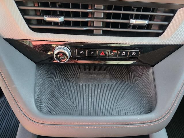 Certified 2025 Ford Explorer Active w/ Active Comfort Package RWD image 14