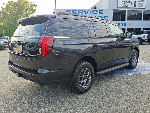 Certified 2026 Ford Expedition Active AWD/4WD image 8