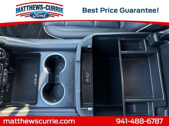 Used 2022 GMC Yukon SLT w/ SLT Premium Package image 24