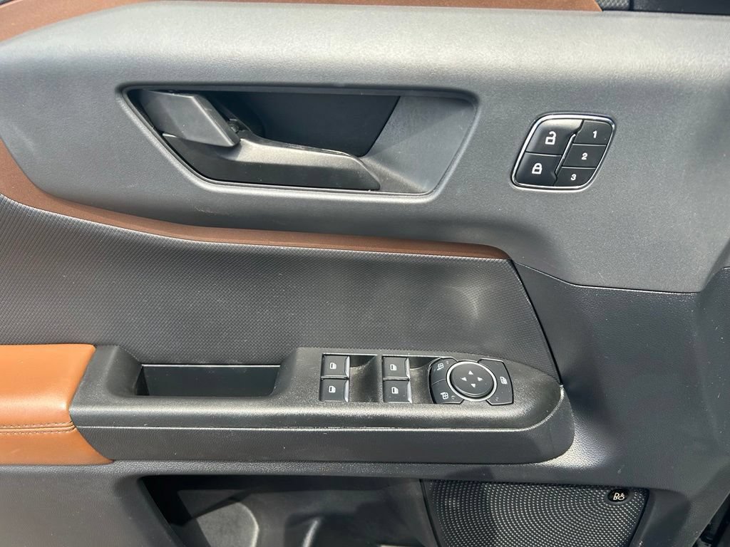 Certified 2023 Ford Bronco Sport Outer Banks w/ Tech Package AWD/4WD image 17