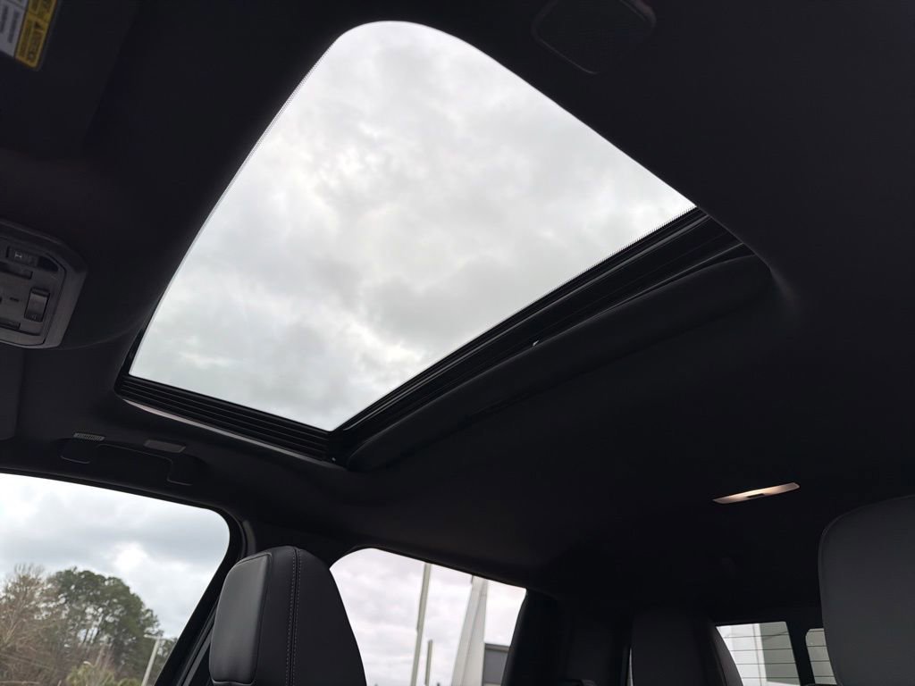 Used 2024 Toyota Tacoma Limited image 29